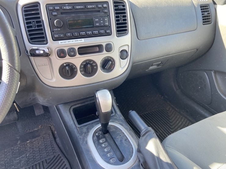 2006-ford-escape-xlt-image-15