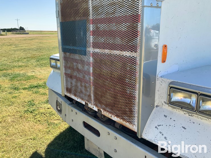 1986-freightliner-flc120-image-20