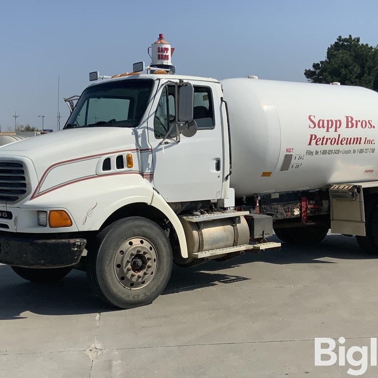 2010 STERLING L8500