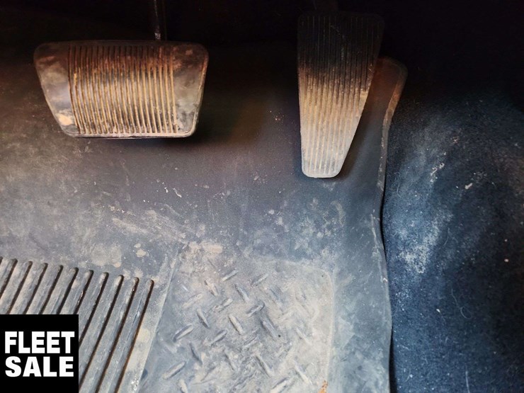 2012-ram-1500-slt-image-14