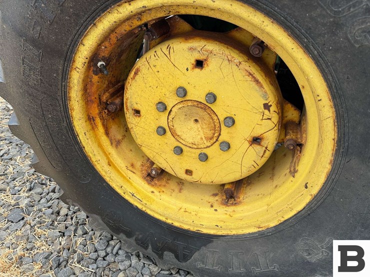 1978-john-deere-2040-tractor-image-35
