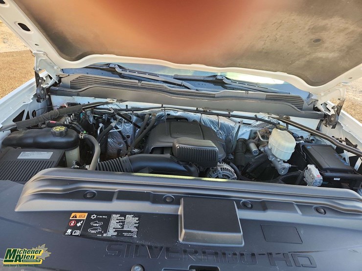 2016-chevrolet-silverado-2500hd-image-29