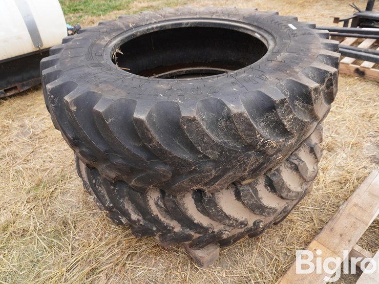 380/65r28-tires-image-2