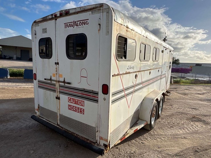 1996-parker-trailers-travalong-t/a-gooseneck-livestock-trailer-image-3