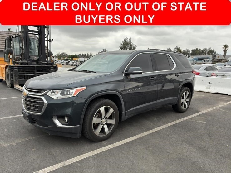 2019-chevrolet-traverse-image-1