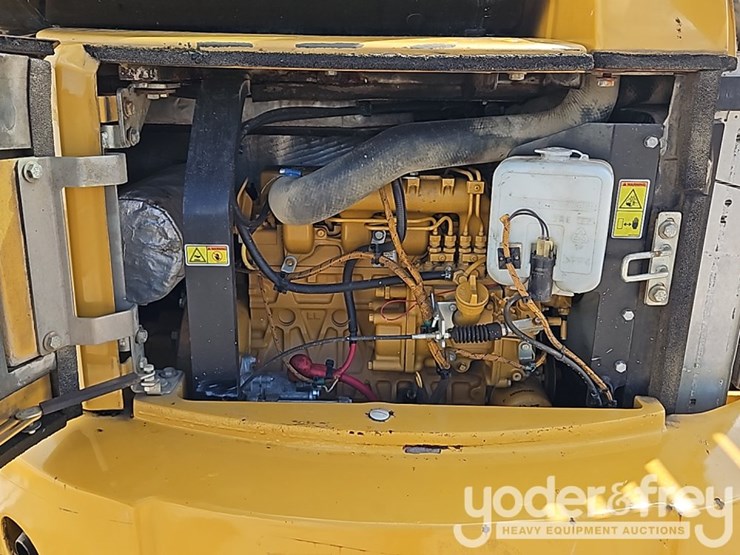 caterpillar-305cr-image-30