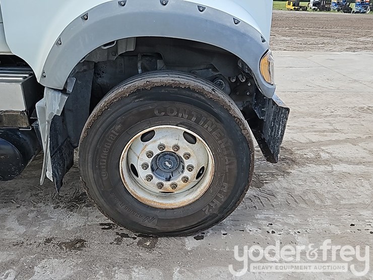 2015-mack-gu713-granite-image-11