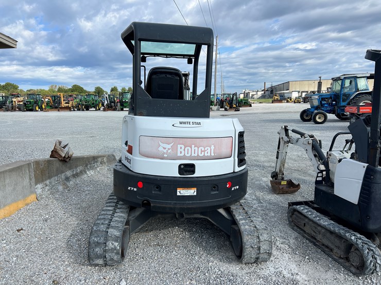 2012-bobcat-e35-image-7