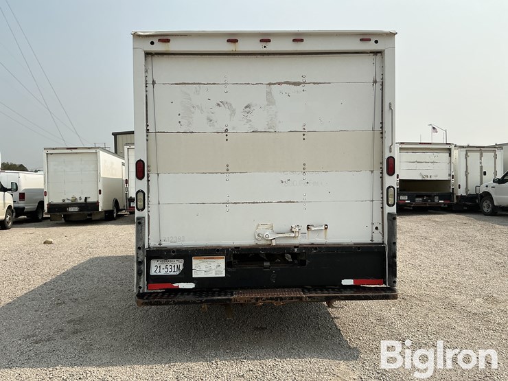 2010-chevrolet-savana-s/a-delivery-truck-image-6