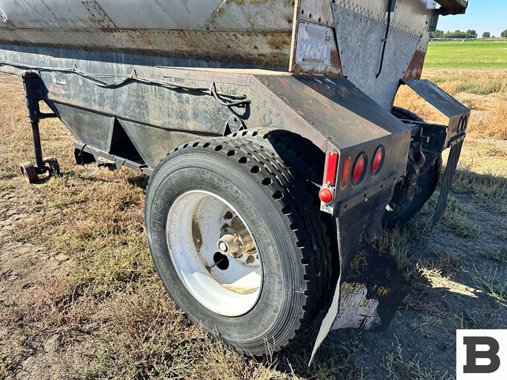 1954-pike-grain-trailer-image-20