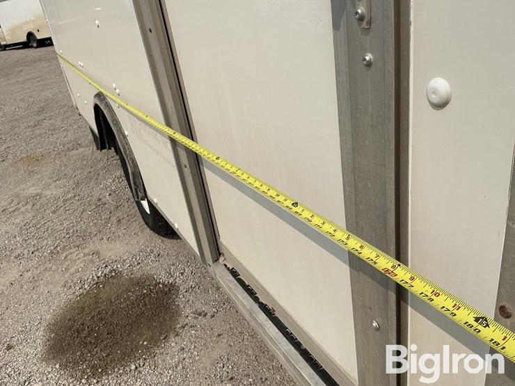 2020-chevrolet-express-g3500-image-15
