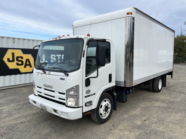 2011-isuzu-nrr-image-1