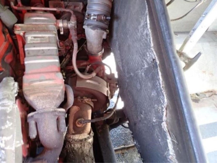 2015-freightliner-mt55-image-60