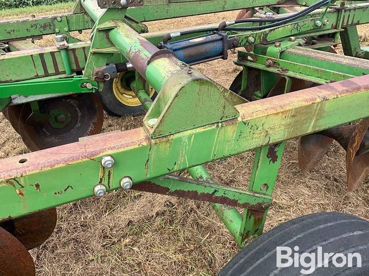 john-deere-14-image-16