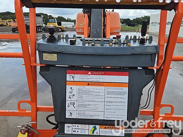 2018-jlg-660sj-image-14