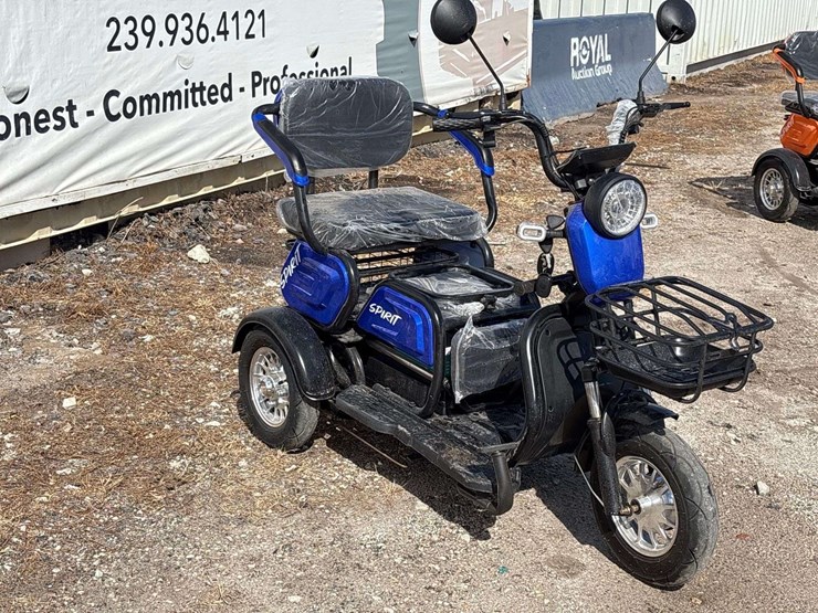 2025-spirit-electric-scooter-image-2