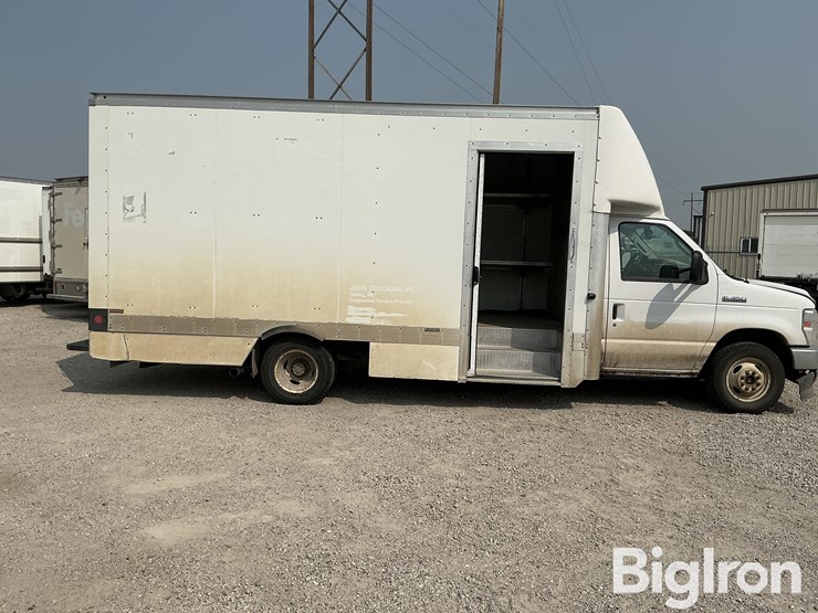 ford-e350-image-4