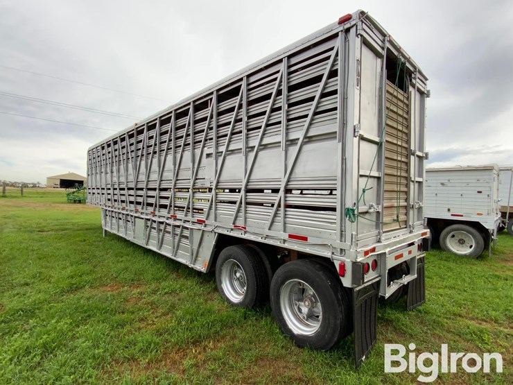 1965-wilson-livestock-trailer-image-7