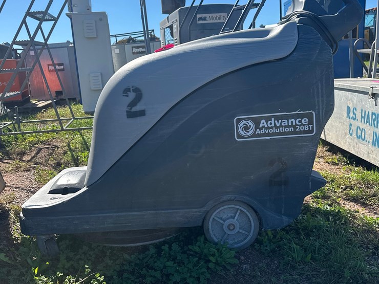 advance-advolution-20bt-floor-cleaner-image-2