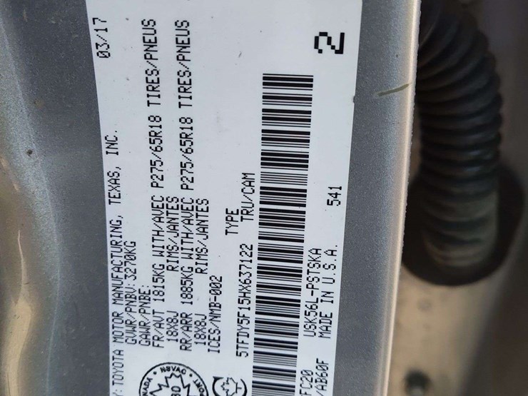 2017-toyota-tundra-image-6