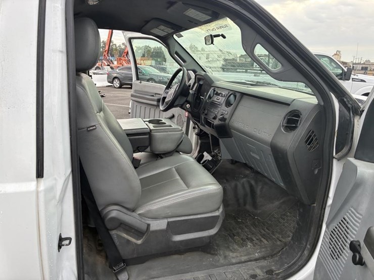 2012-ford-f250-image-8