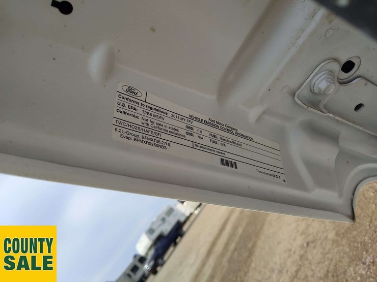 2011-ford-f250-image-25