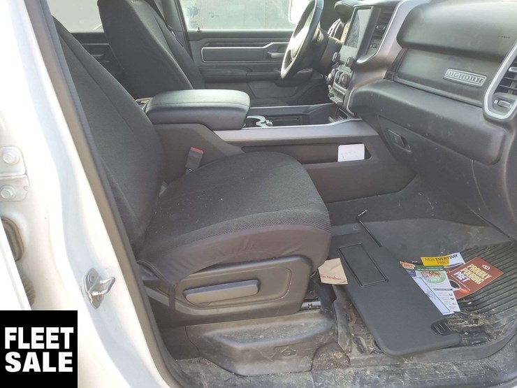 non-operable-2022-ram-1500-4x4-big-horn-4dr-crew-cab-5.6-ft.-sb-pickup-image-15