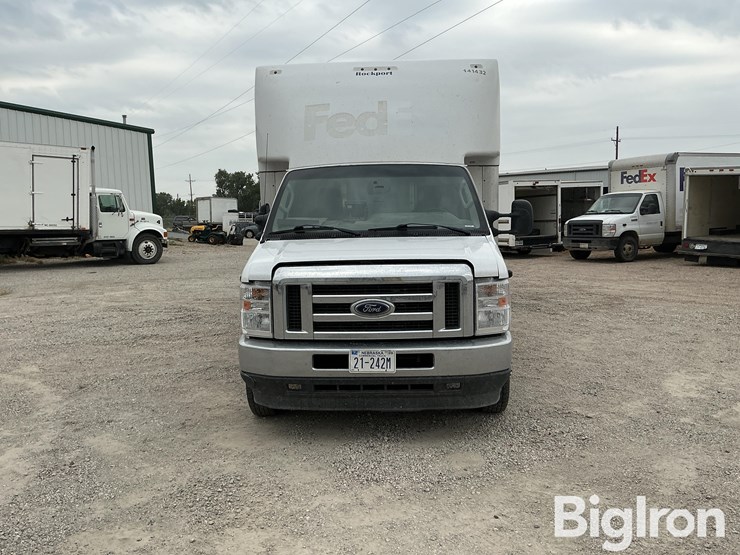 ford-e450-image-2
