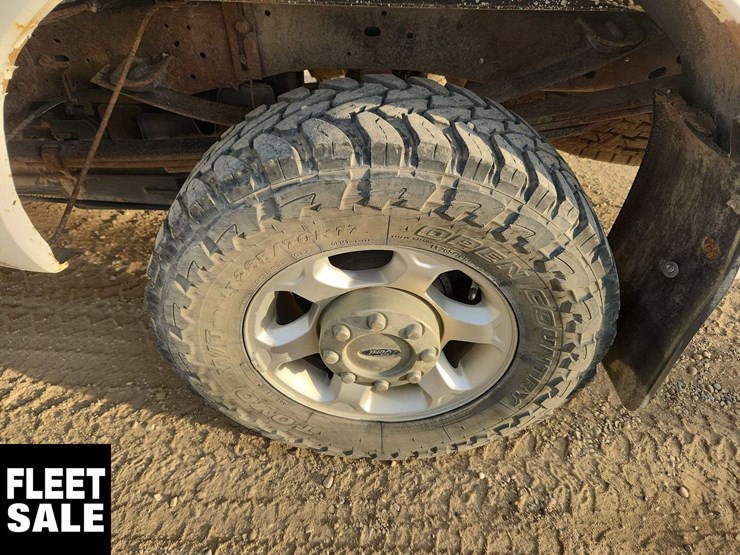 2013-ford-f350-image-36
