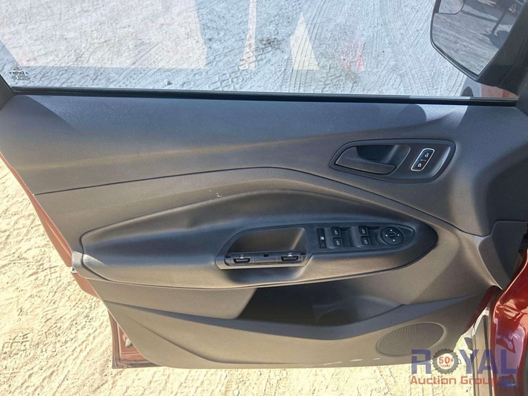 2016-ford-escape-image-10
