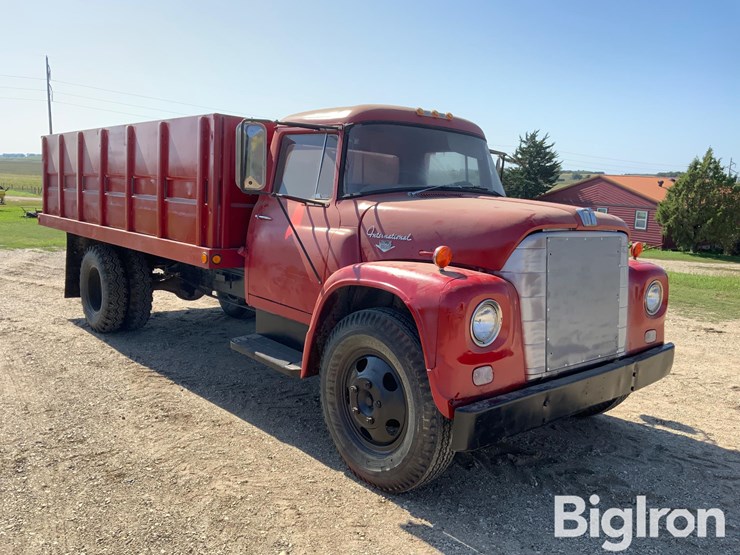 1965-international-loadstar-image-3