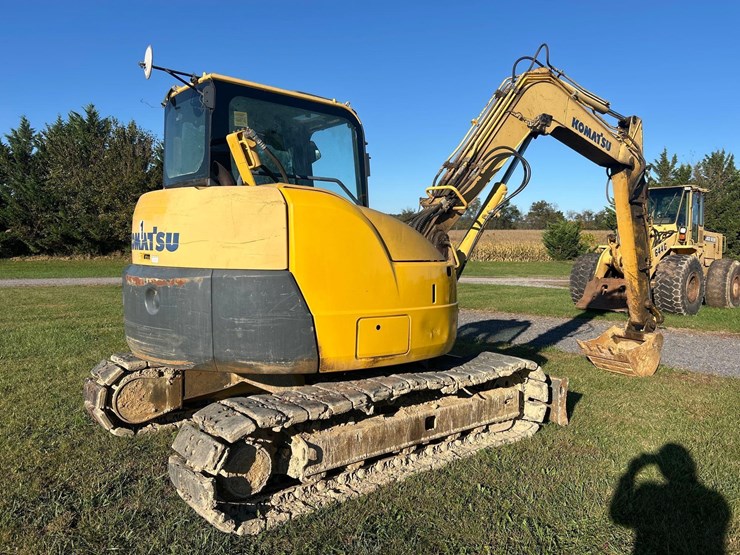 komatsu-pc88mr-8-image-6