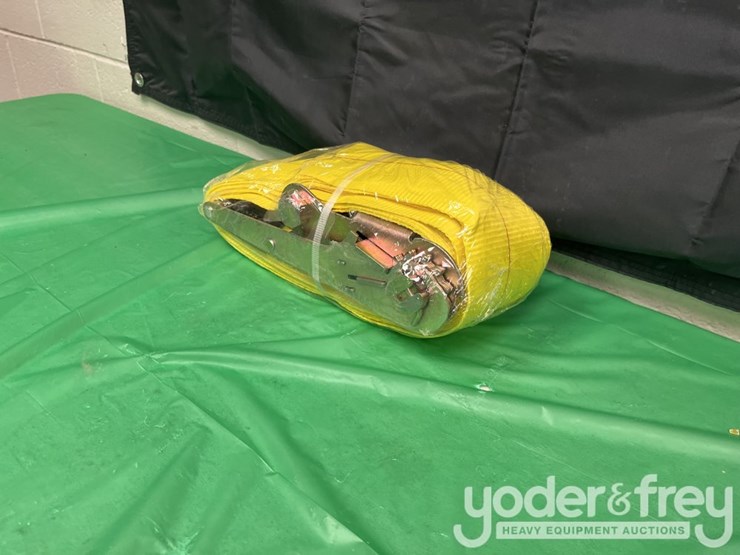 27'-heavy-duty-ratchet-tie-down,-4"-thick-image-1