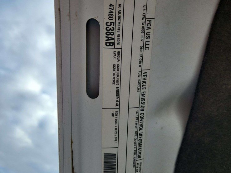 2016-ram-tradesman-image-27