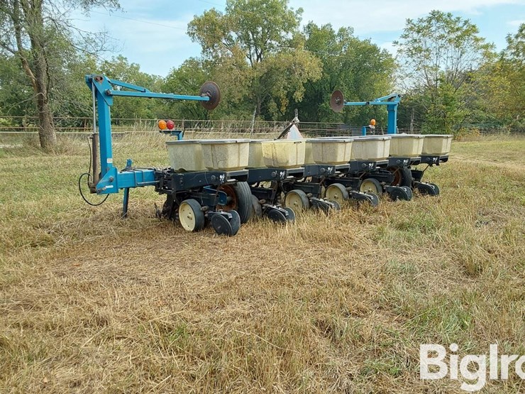 kinze-2100-image-7