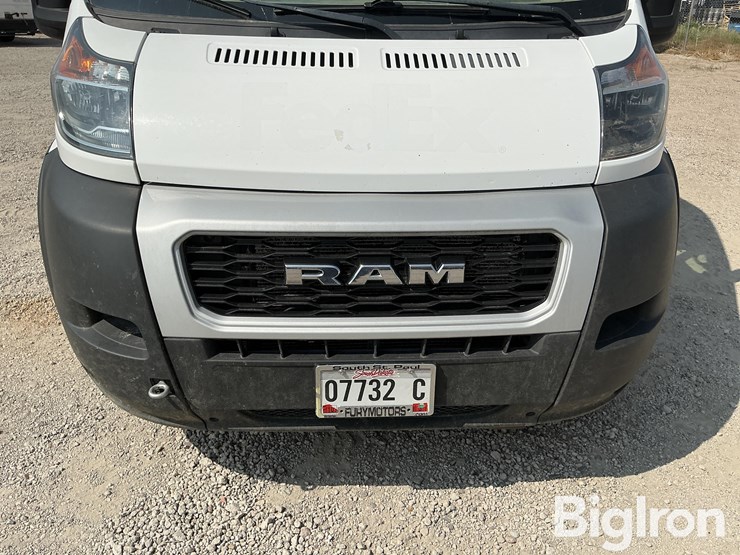 2021-dodge-3500-image-10