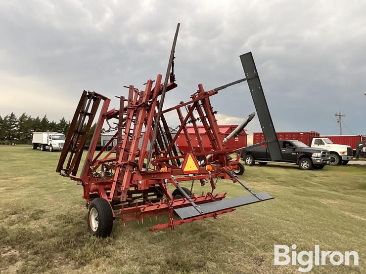 case-ih-568-image-7