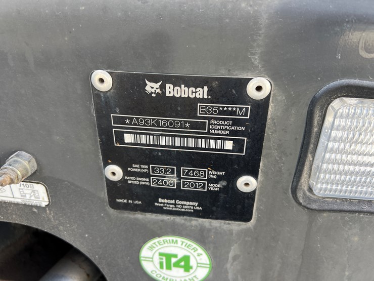 2012-bobcat-e35-image-18