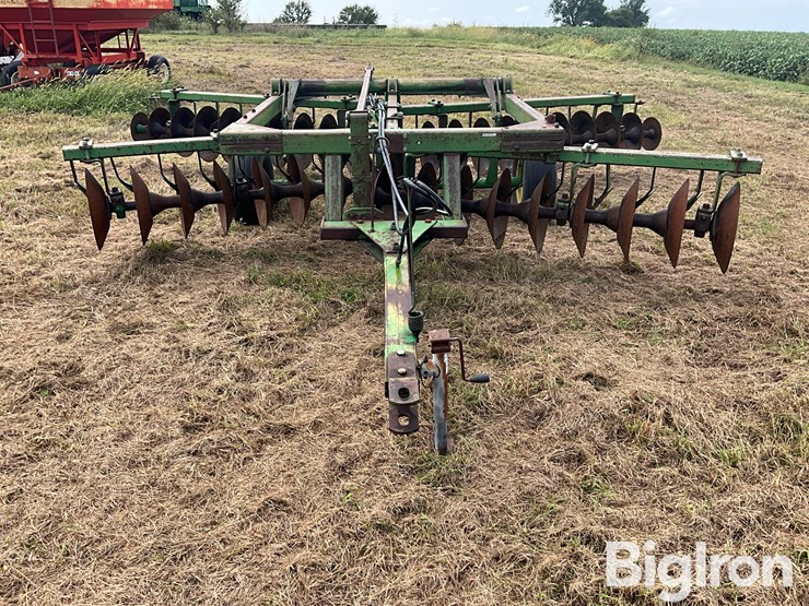 john-deere-14-image-2
