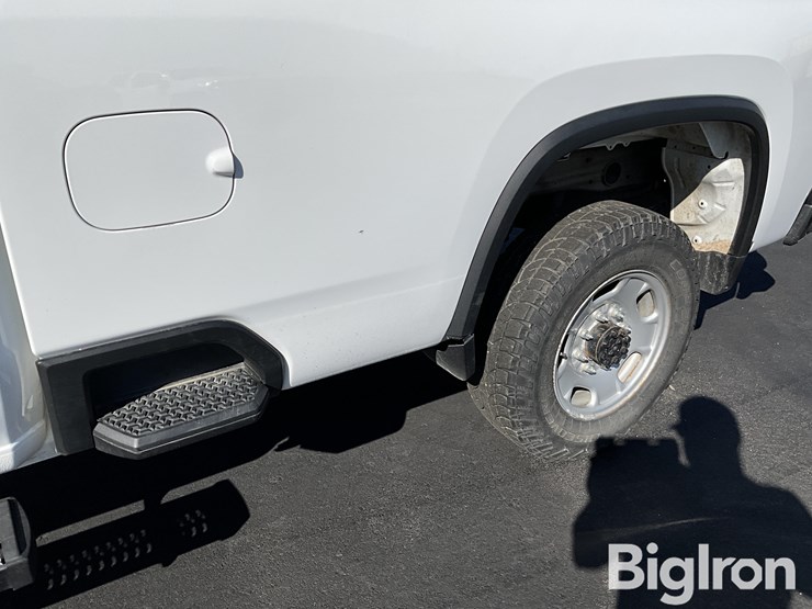 2021-chevrolet-silverado-2500-image-19