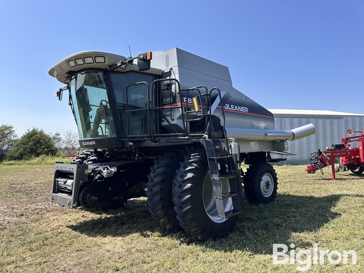 2003-gleaner-r65-image-1