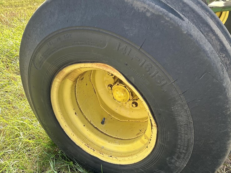 john-deere-4840-image-7