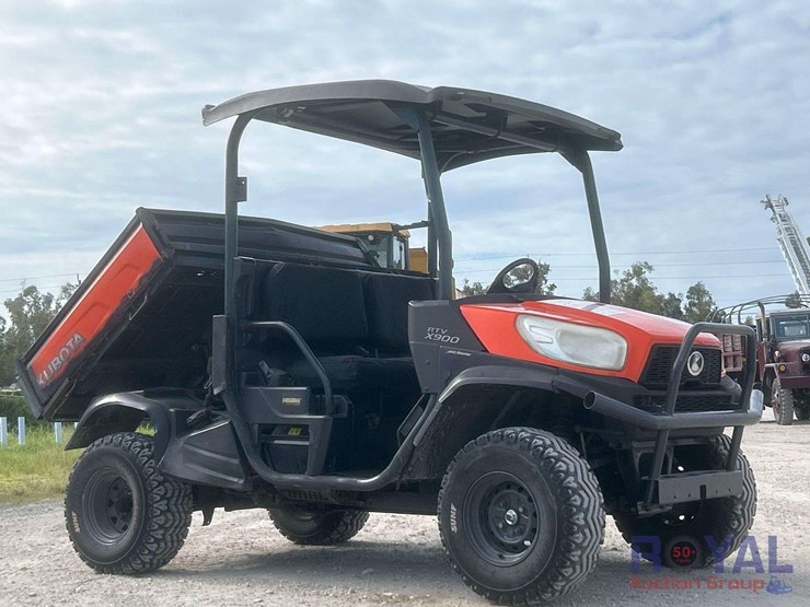 2015-kubota-rtv-x900-4x4-utility-cart-image-2