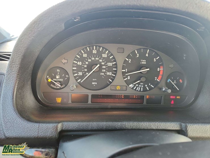 2000-bmw-x5-image-8