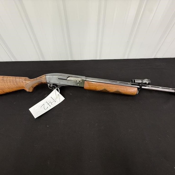 Remington sportsman 48 12 gauge Shotgun