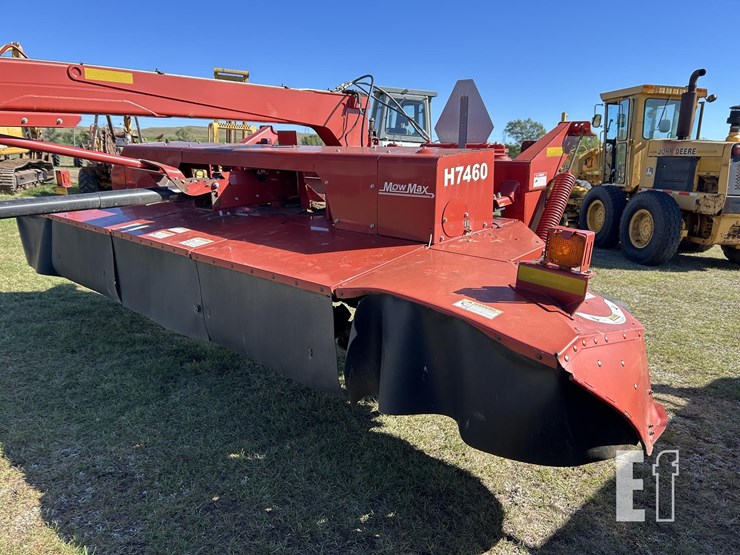 2014-new-holland-h7460-image-11