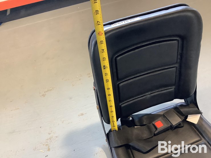 universal-seat-image-13