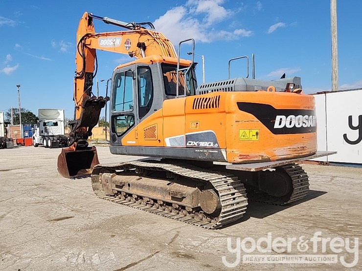 2017-doosan-dx180-lc-5-image-3