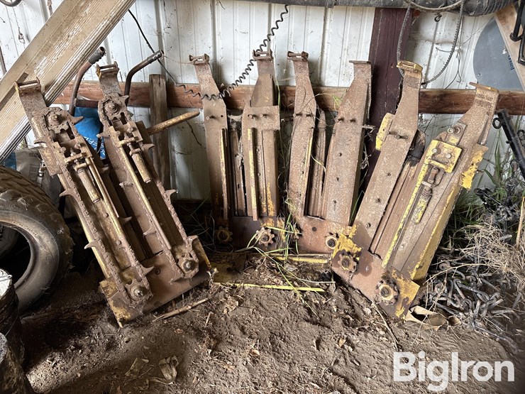 new-holland-974-image-2