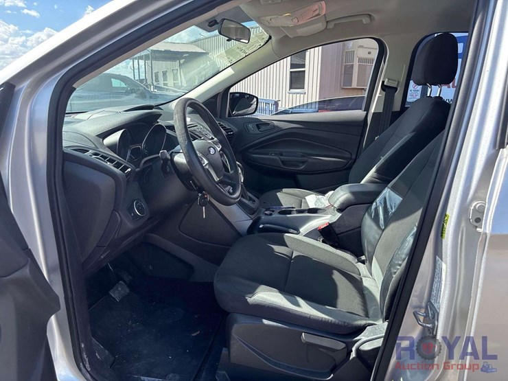 2016-ford-escape-image-11